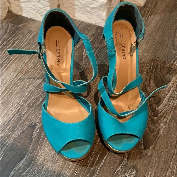 Turquoise wedges - Picture 2 of 3